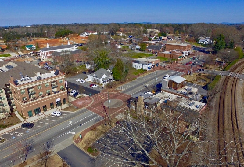 Downtown Kennesaw, GA Downtown Kennesaw, GA